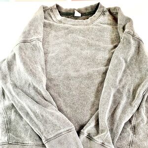 old navy gray- black sweater